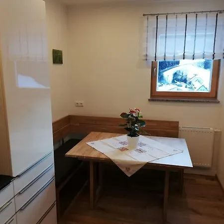 80m² 公寓