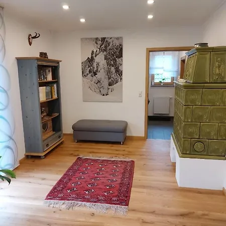 80m² *